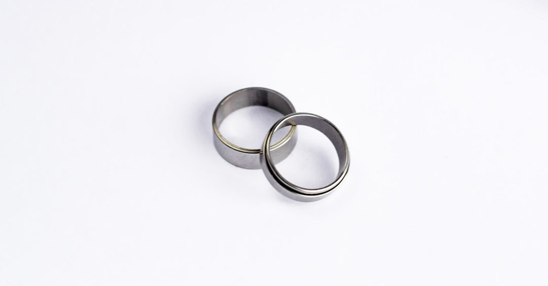 is tungsten magnetic — plain silver wedding bands FoundryCut